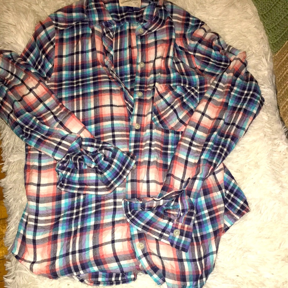 NWOT Universal Thread Plaid Button Down 100% Rayon Collared Shirt